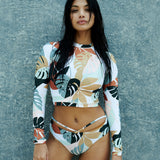 Ellie Rashguard in Panama